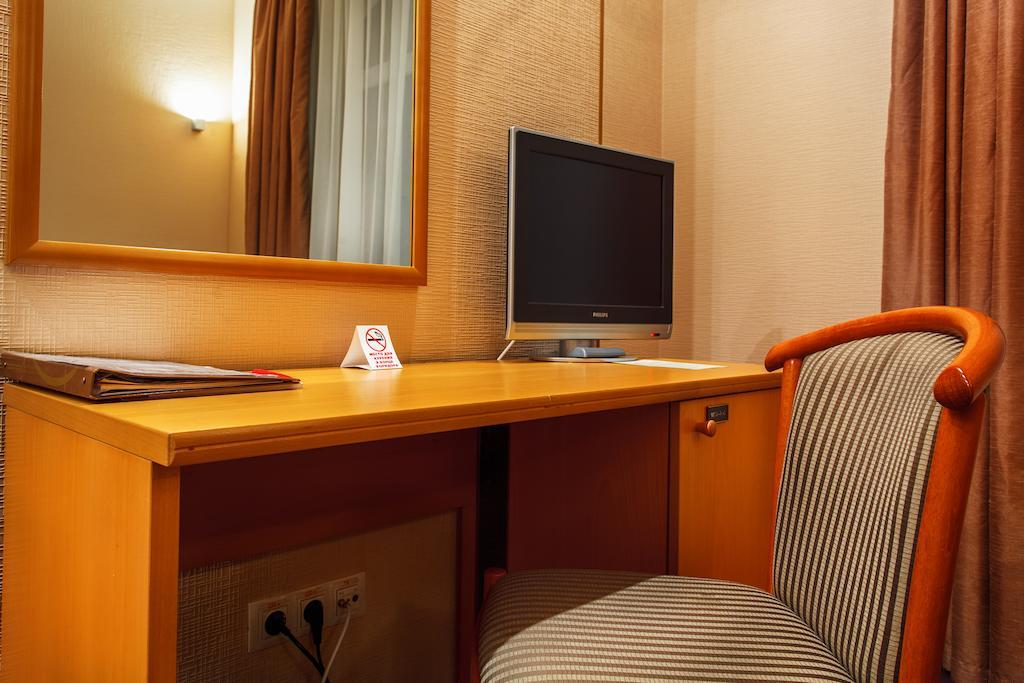 Victoria Hotel Kharkov Phòng bức ảnh