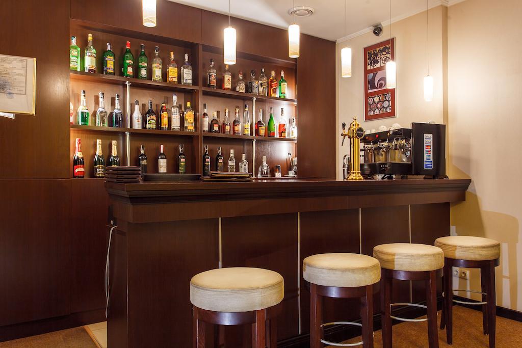 Victoria Hotel Kharkov Ngoại thất bức ảnh