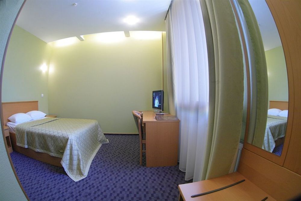 Victoria Hotel Kharkov Ngoại thất bức ảnh
