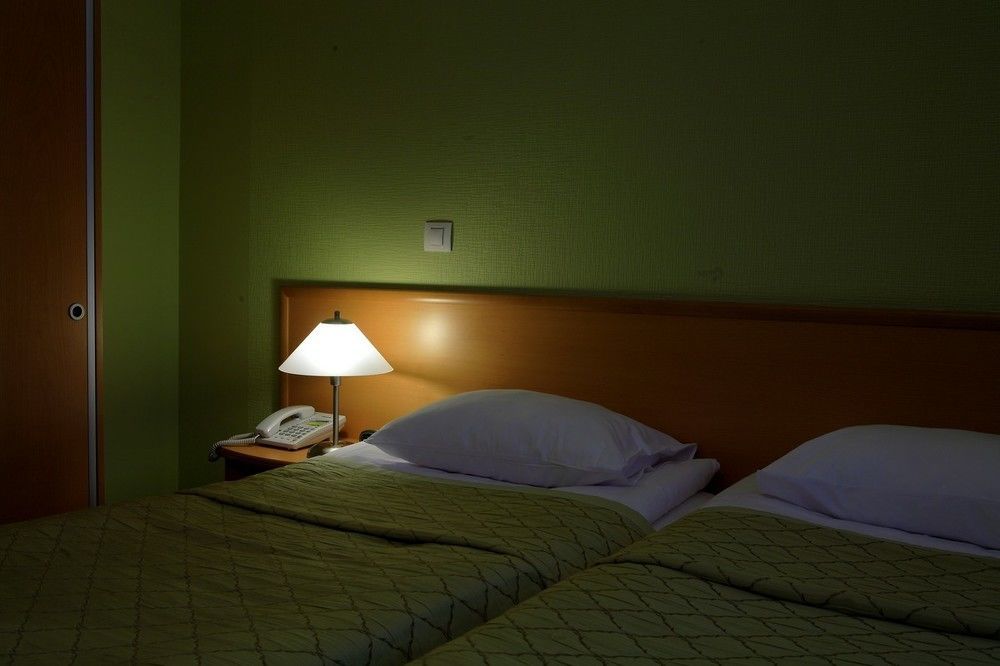 Victoria Hotel Kharkov Ngoại thất bức ảnh